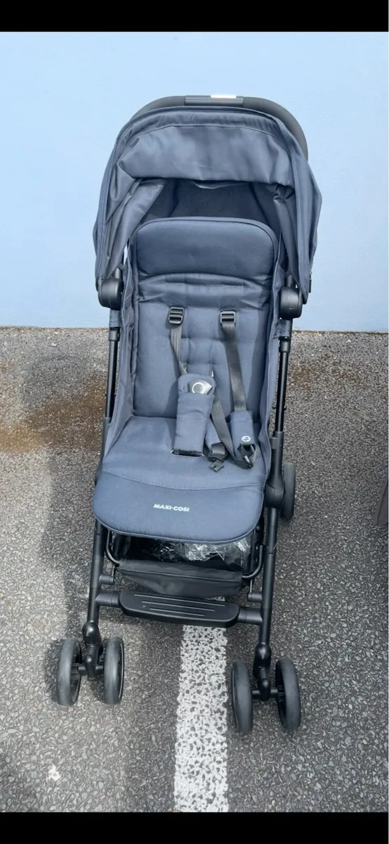 Maxi Cosy Lara 2 Stroller - Image 1
