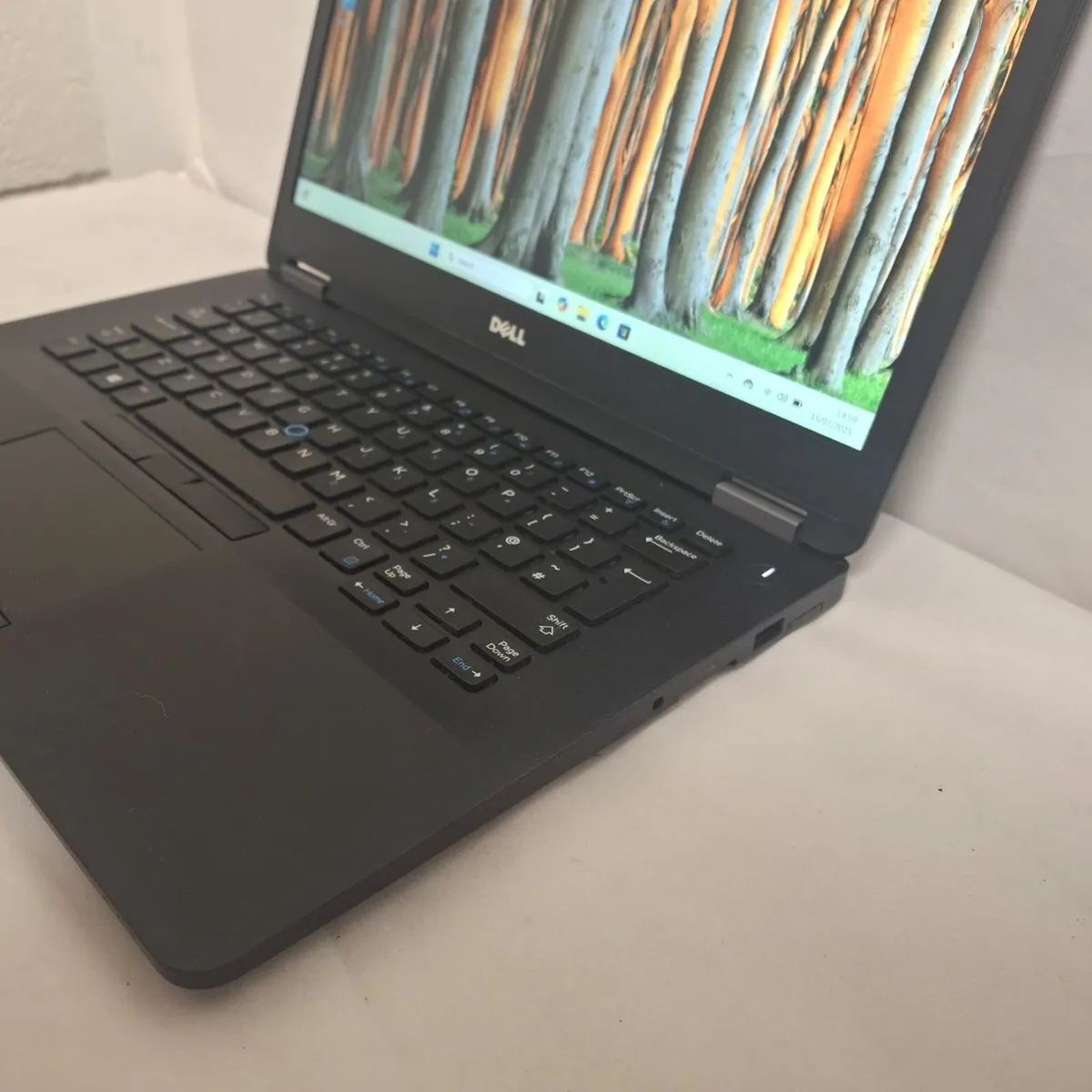 Dell Latitude E7470 | i7-6600U | 16GB RAM Laptop - Image 4