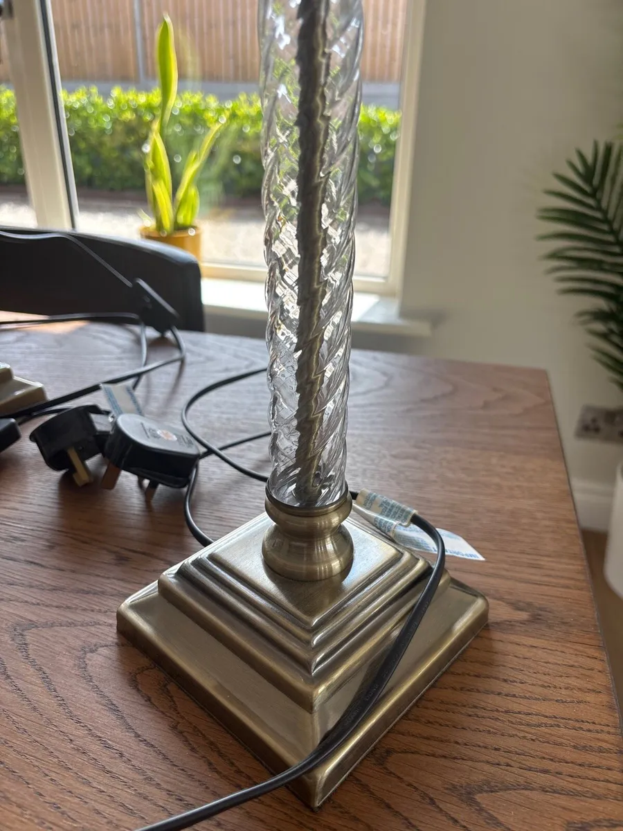Pair of Lamps - Image 3