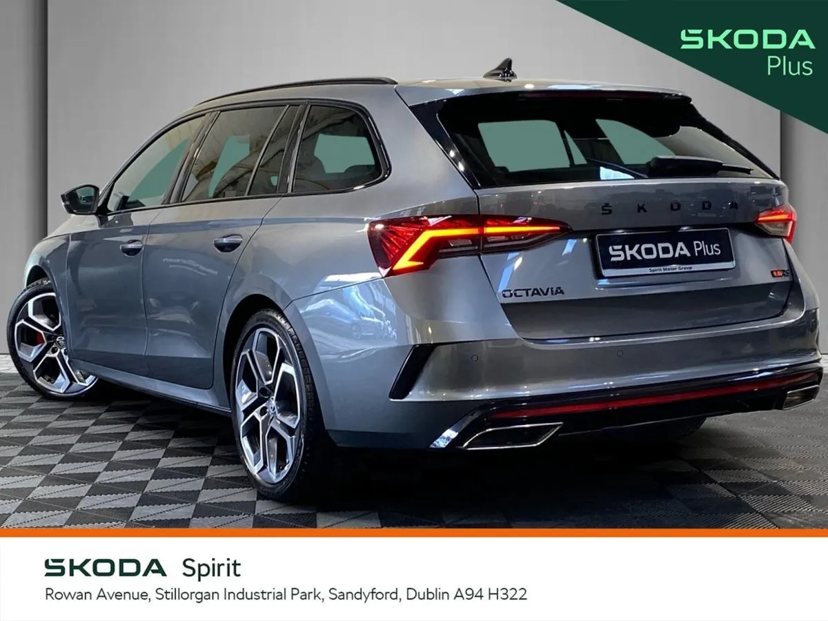 Skoda Octavia Combi RS 2.0tdi 200bhp DSG - Image 4