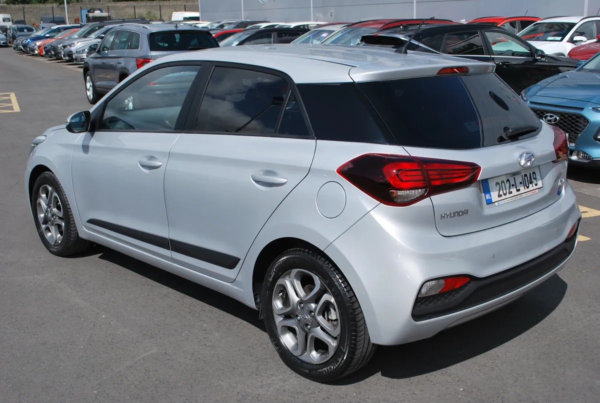 Hyundai i20 2020 - Image 3