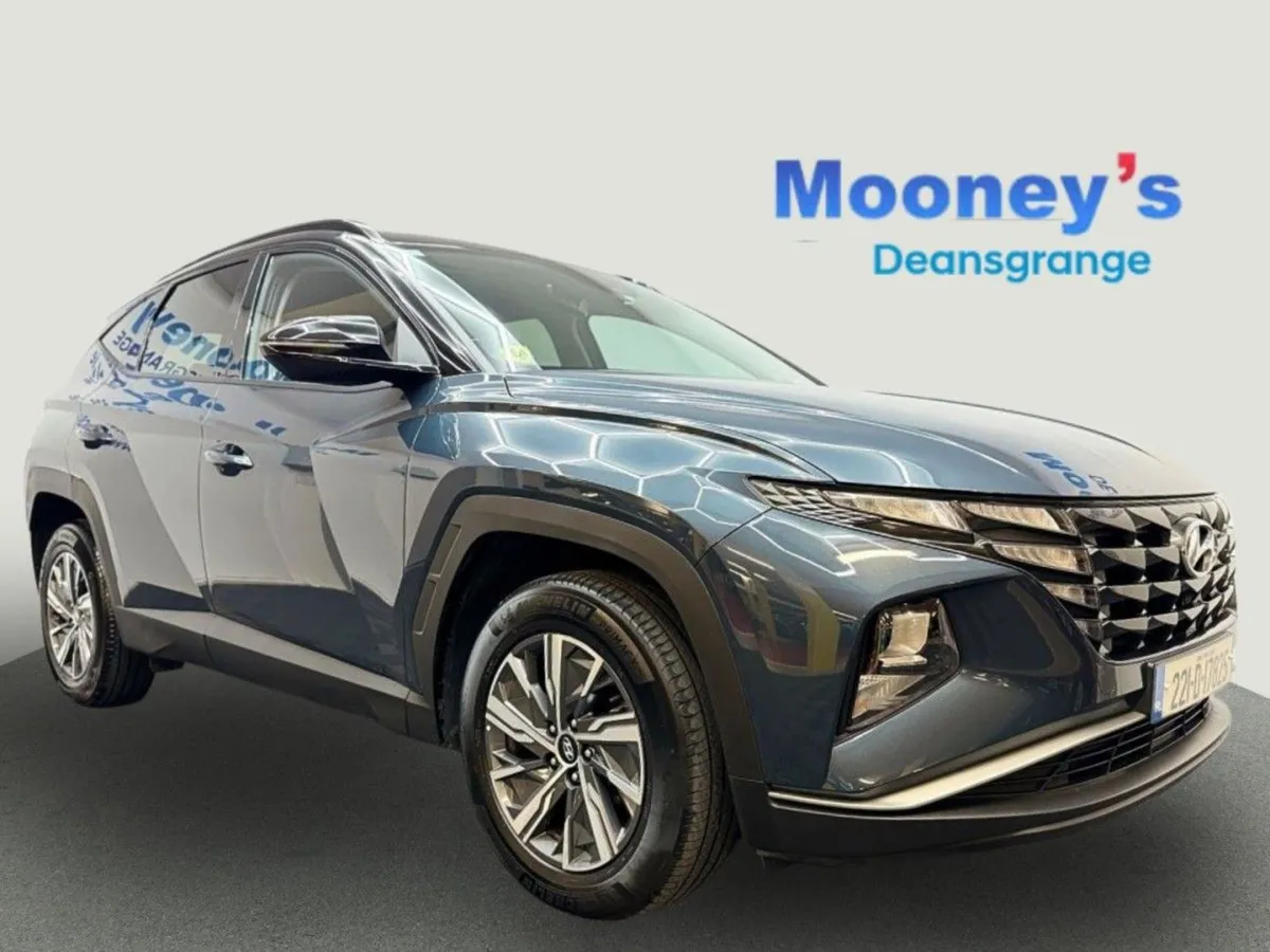Hyundai Tucson 2WD Executive HEV Auto - Image 3