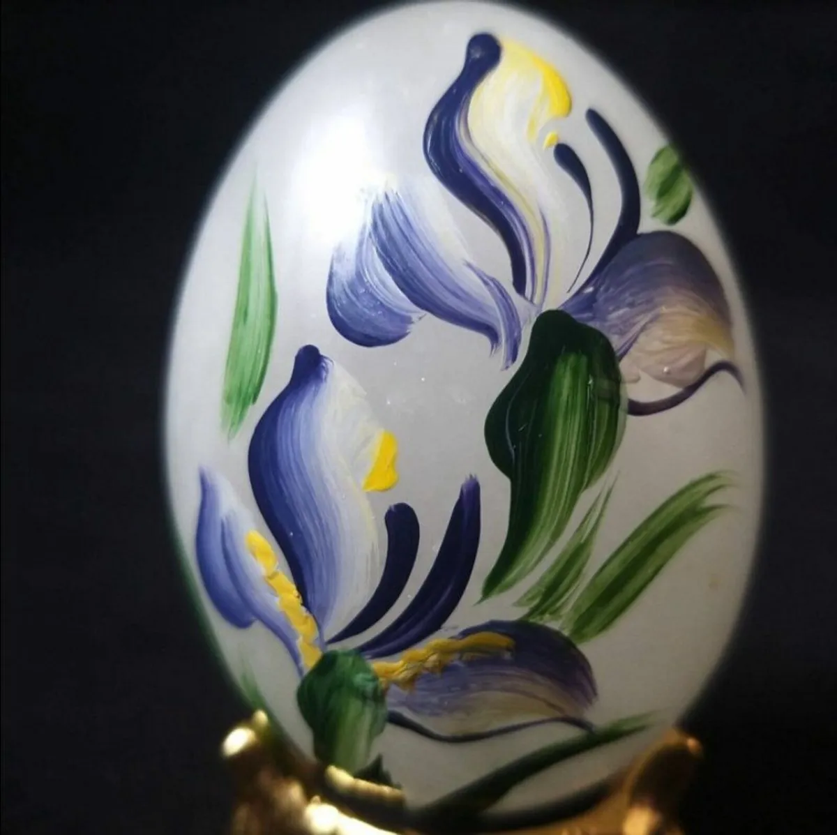 Vintage Authentic Italian Alabaster Egg & Stand - Image 2