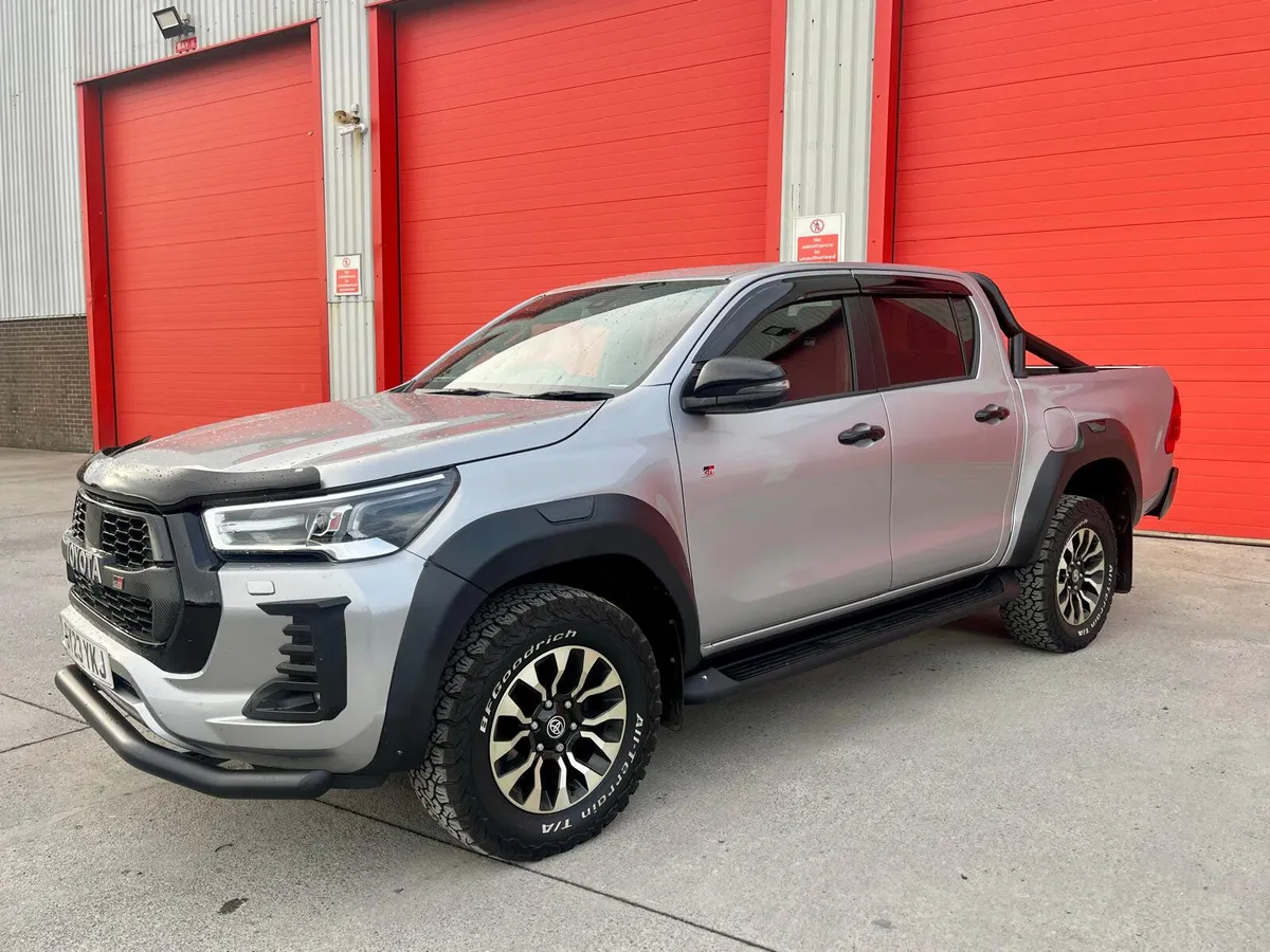 2023 Toyota Hi-Lux GR Sport - Image 2