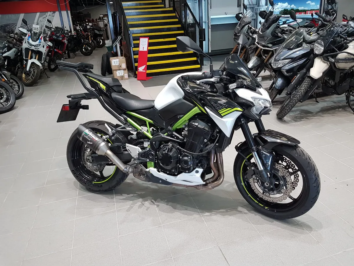 Kawasaki Z900 - Image 1