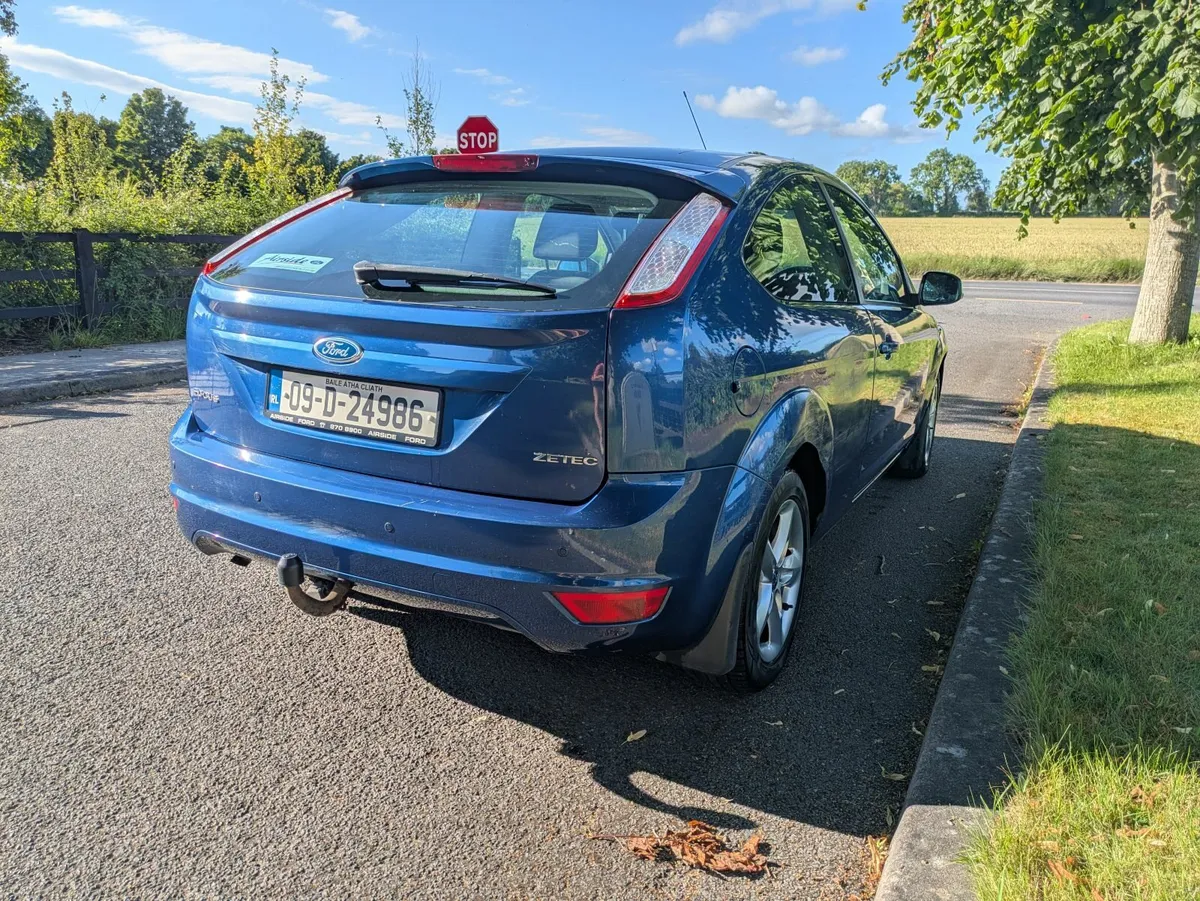 Ford Focus 2009 - Image 3