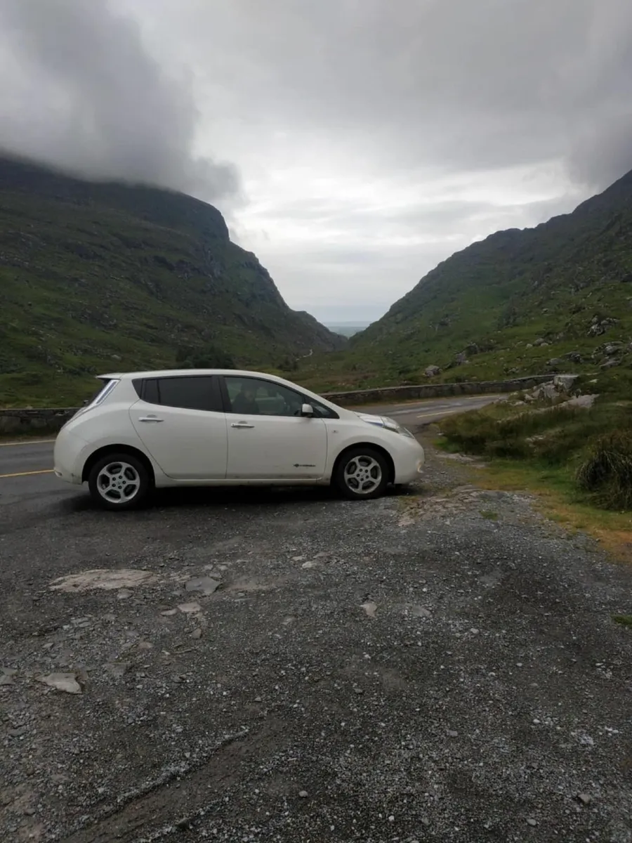 Nissan Leaf 2015 24kwh EV - Image 3