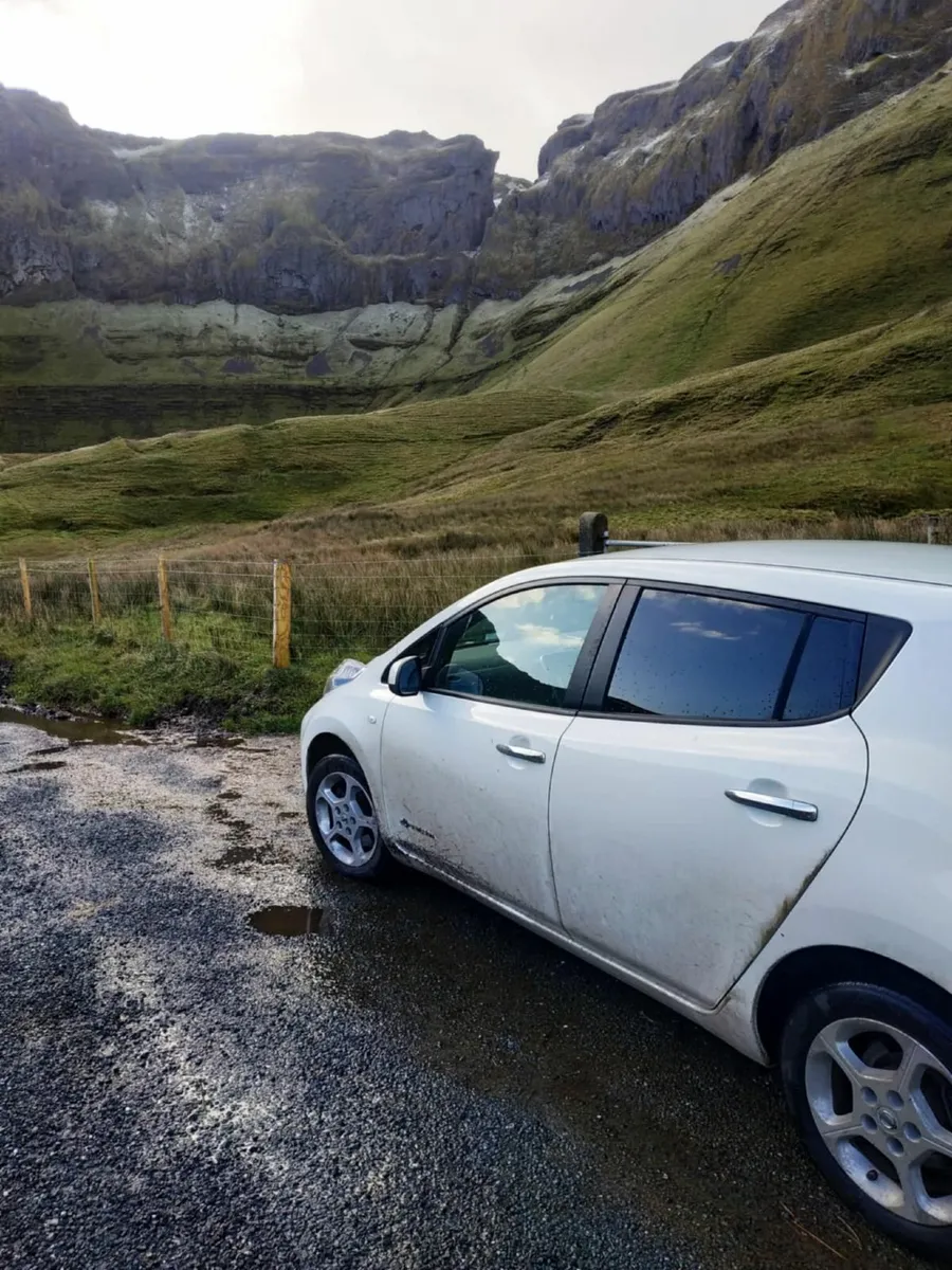 Nissan Leaf 2015 24kwh EV - Image 4