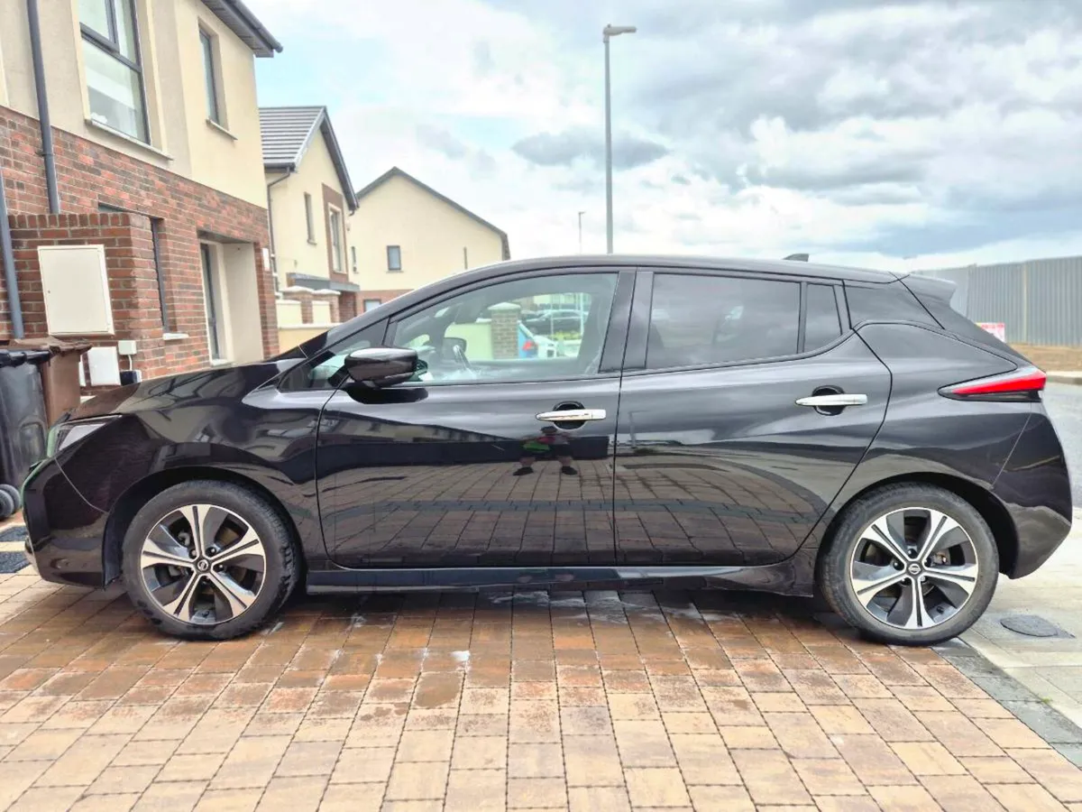 NISSAN LEAF N-CONNECTA COLD PACK, PREMIUM MODEL - Image 3
