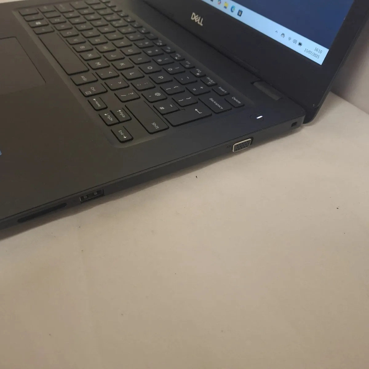 Dell Latitude 3490 | i5-8250U | 16GB RAM Laptop - Image 2