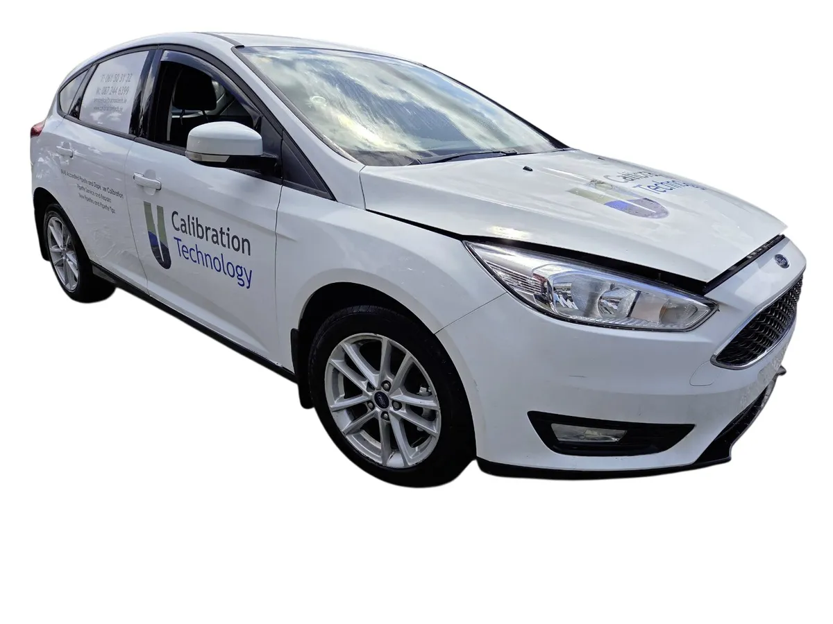 2015 FORD FOCUS For Breaking/Dismantling - Image 1