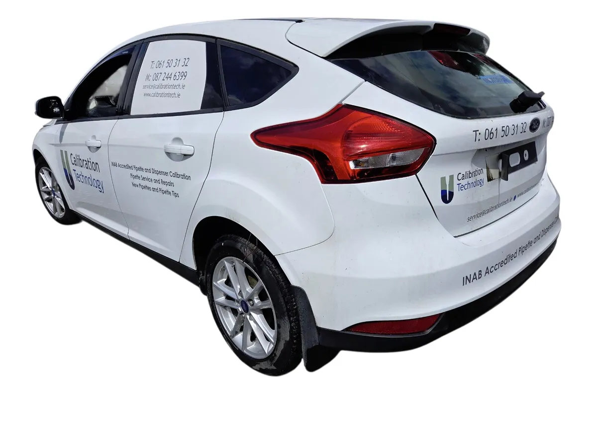 2015 FORD FOCUS For Breaking/Dismantling - Image 4