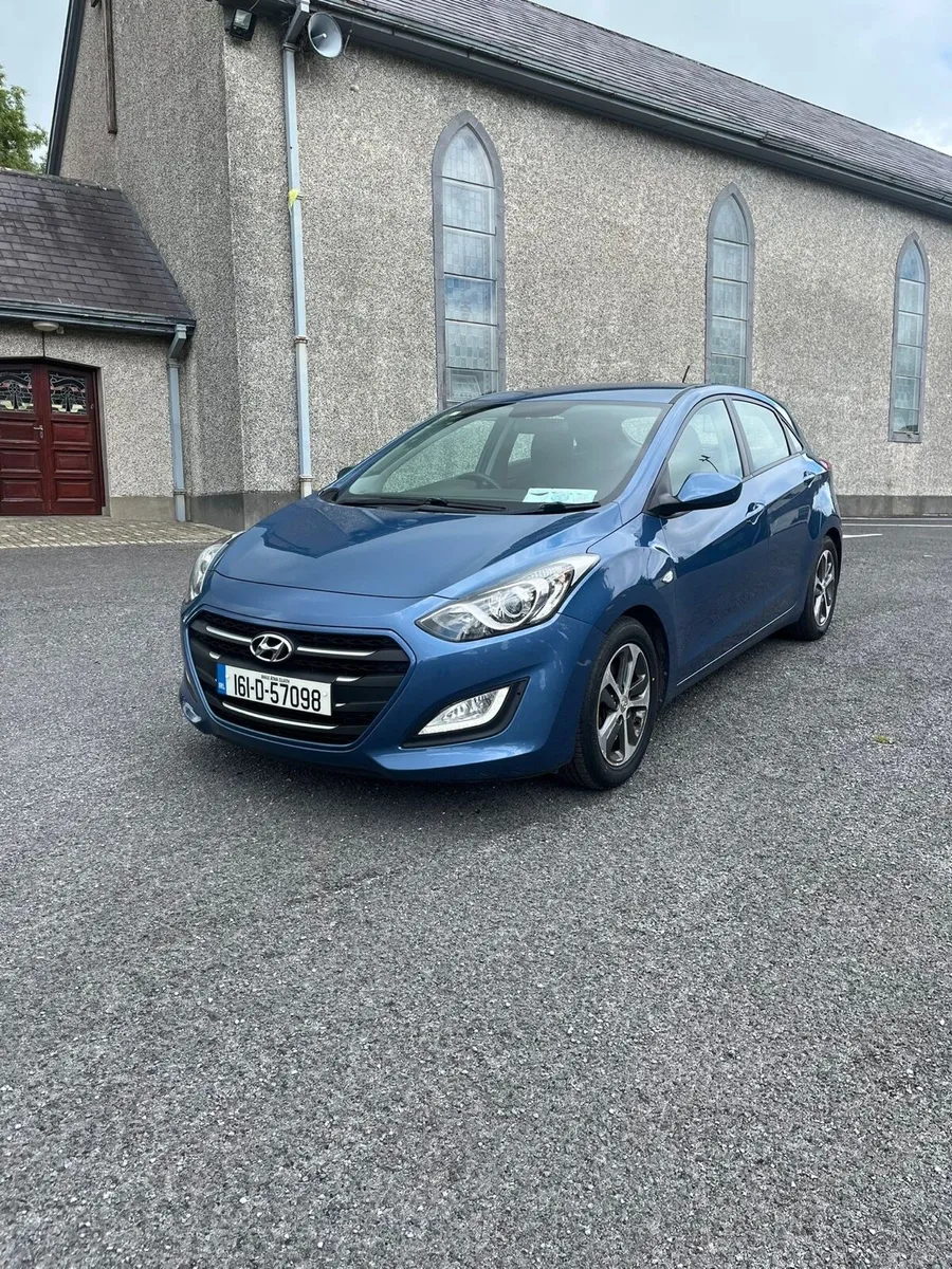 2016 Hyundai i30 1.4 petrol - Image 2