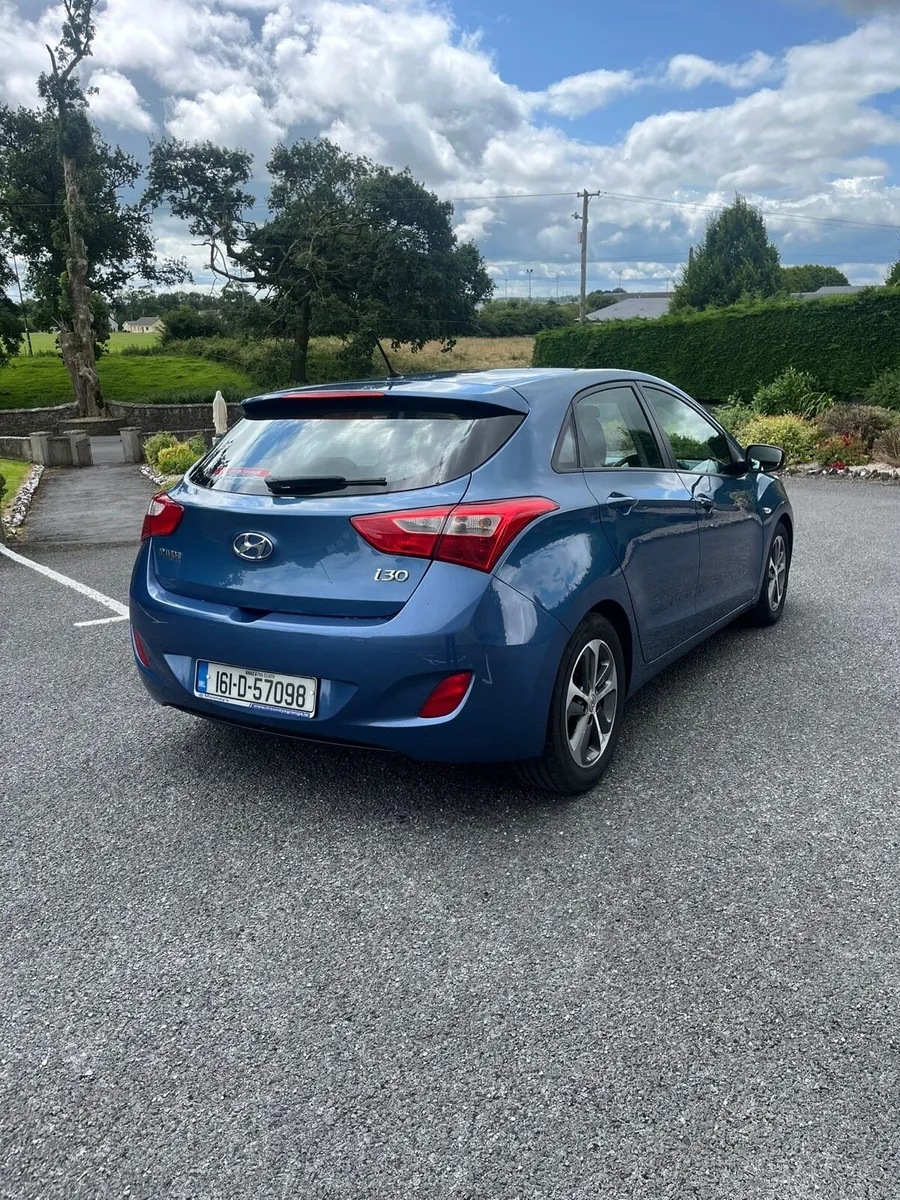 2016 Hyundai i30 1.4 petrol - Image 4