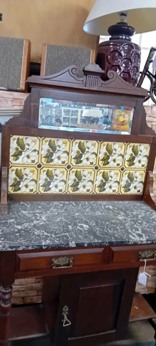 Edwardian Era Tiled Wash Stand - Image 2