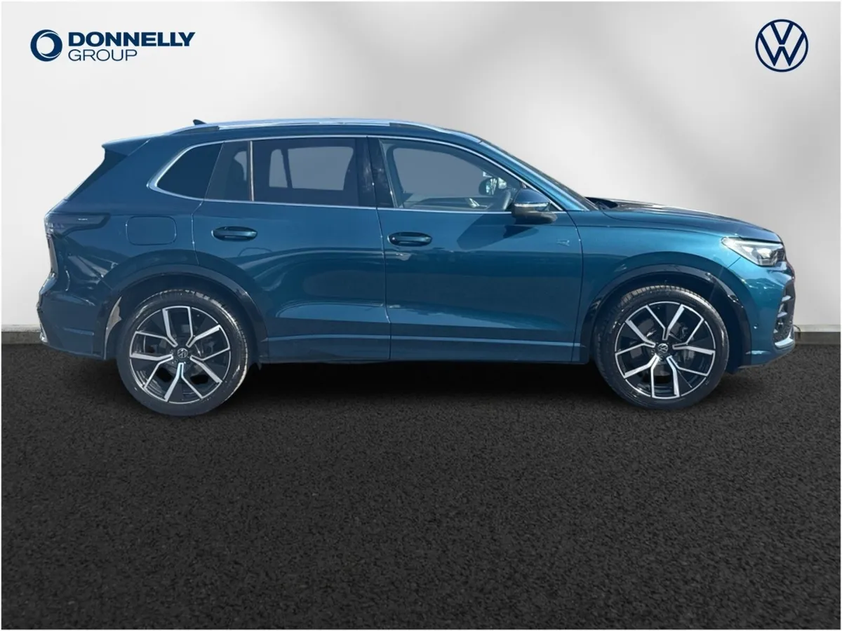 Volkswagen Tiguan Diesel Estate R-Line - Image 4