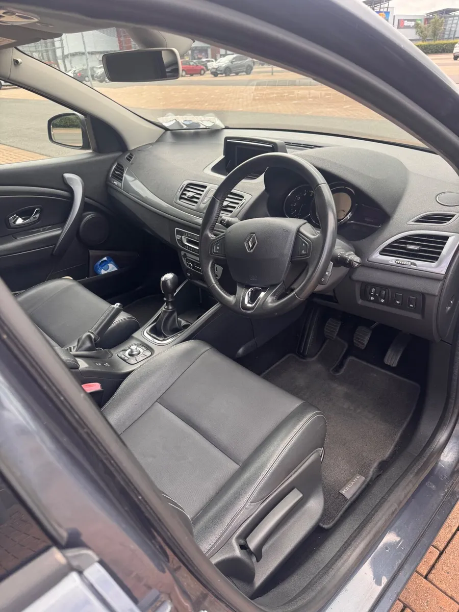 Renault Megane 2015 1.5 diesel - Image 4