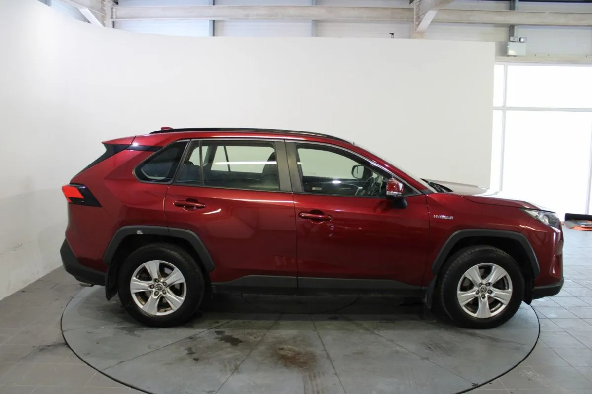 Toyota Rav4 2.5 Hybrid Luna 2WD - Image 3