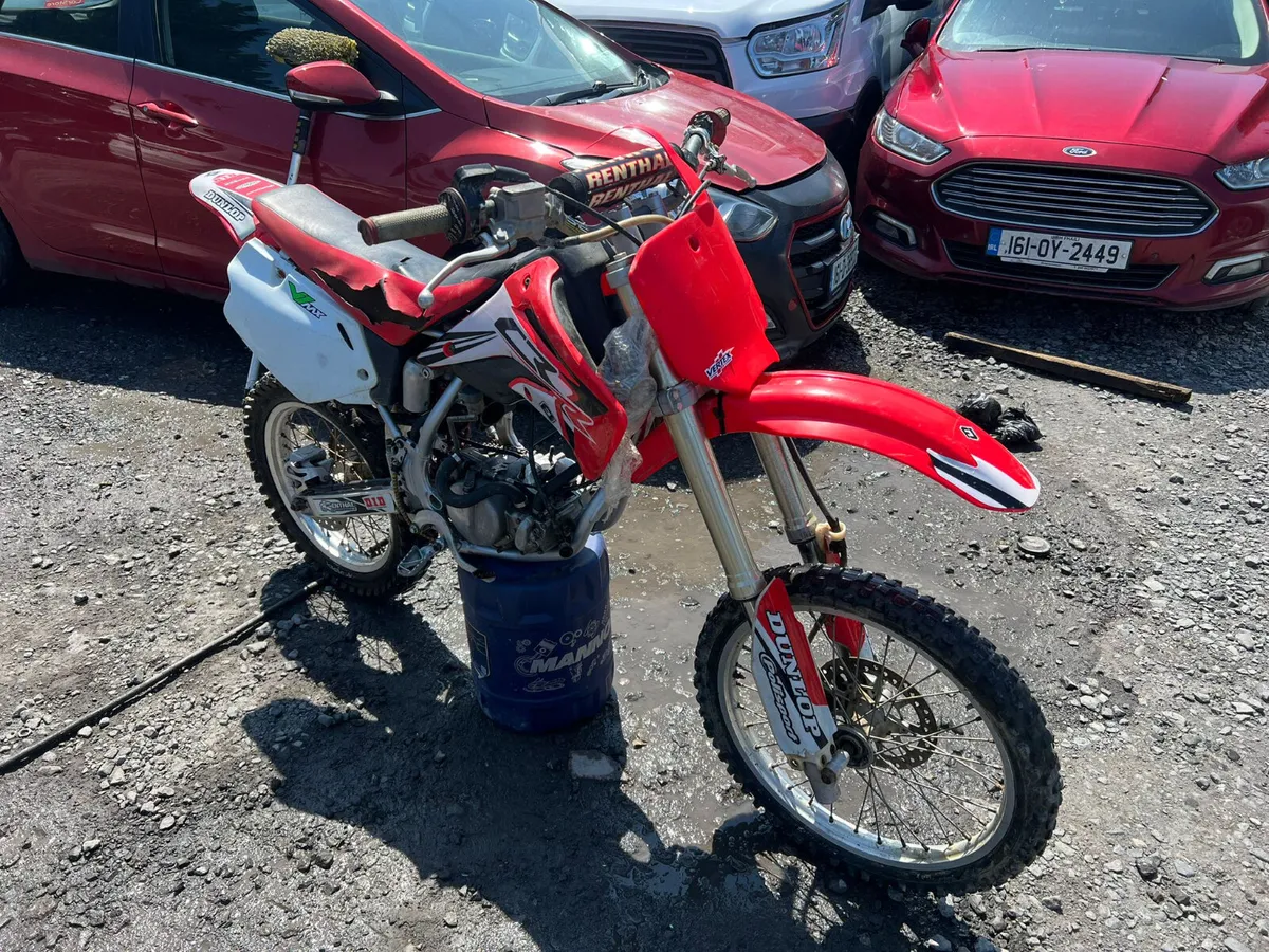 2006 Honda CR85 NEEDS TOP END - Image 2