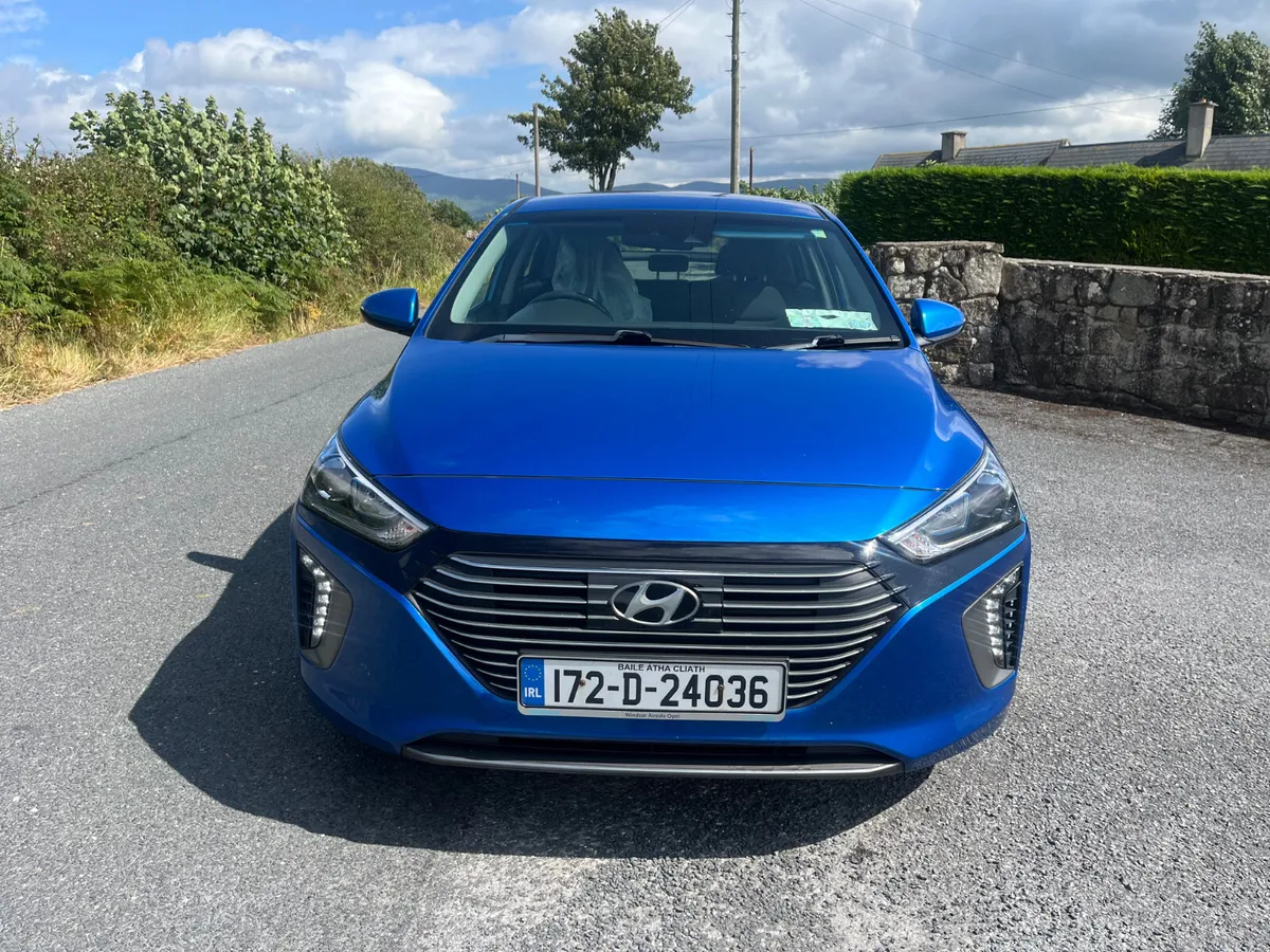 Hyundai IONIQ 2017 - Image 2