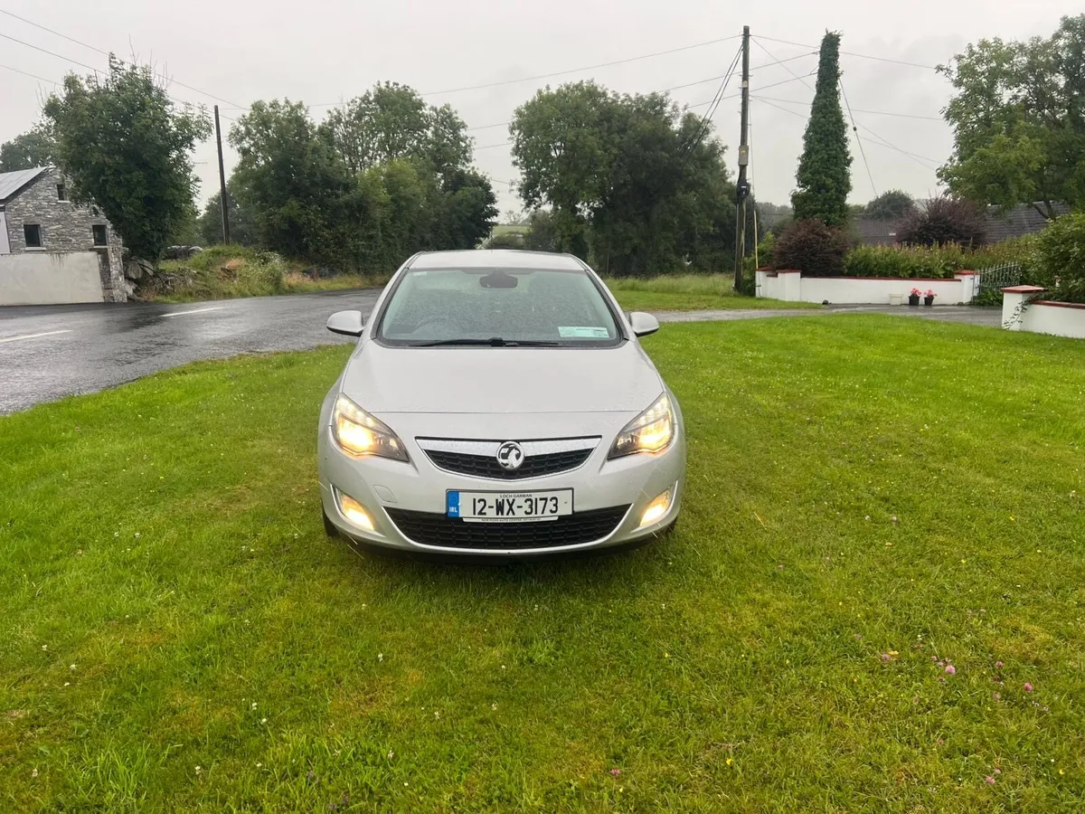Opel Astra - Image 1
