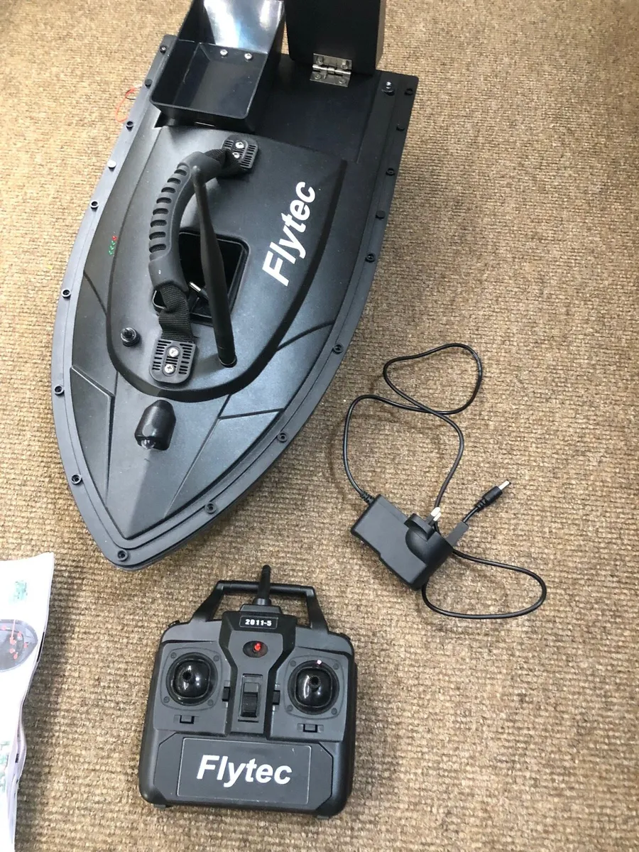 Fishing Bait Boat Carp Tench Needs repair - Image 2