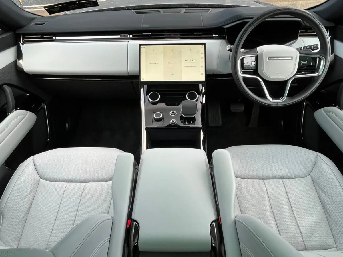 Land Rover Range Rover Sport SE P440e New Model E - Image 2