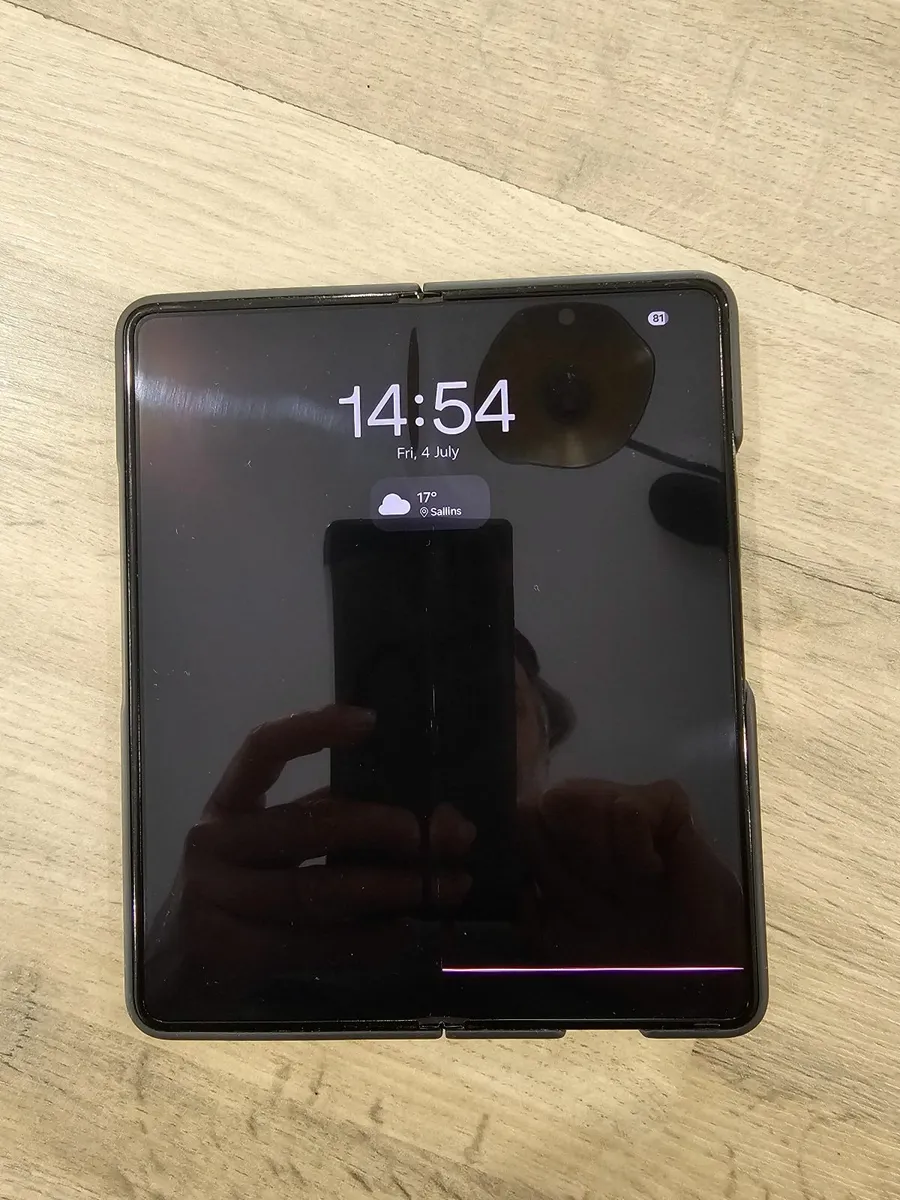 Samsung Galaxy Z Fold 5 - Screen Issue - Image 2