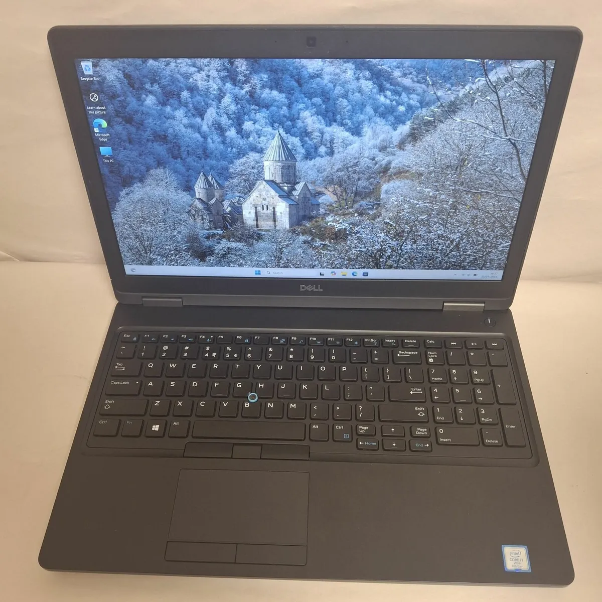 Dell Latitude 5590 | i7-8650U | 16GB RAM Laptop - Image 2