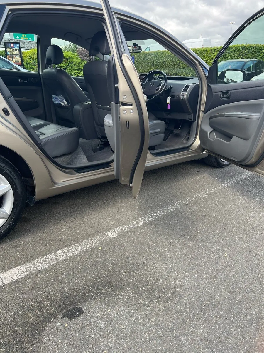 Toyota Prius 2008 for sale only 96km for €4850 - Image 4