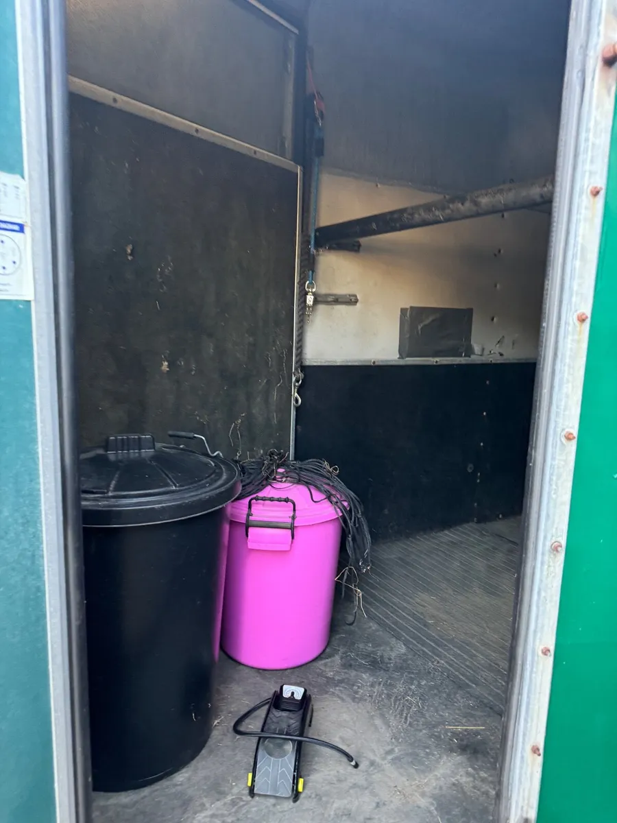 Ifor Williams Horsebox Trailer 505 - Image 2