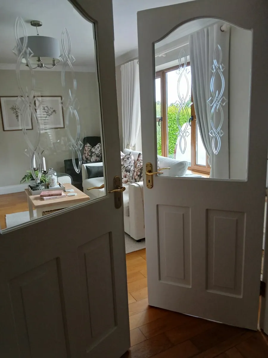 Double doors - Image 4