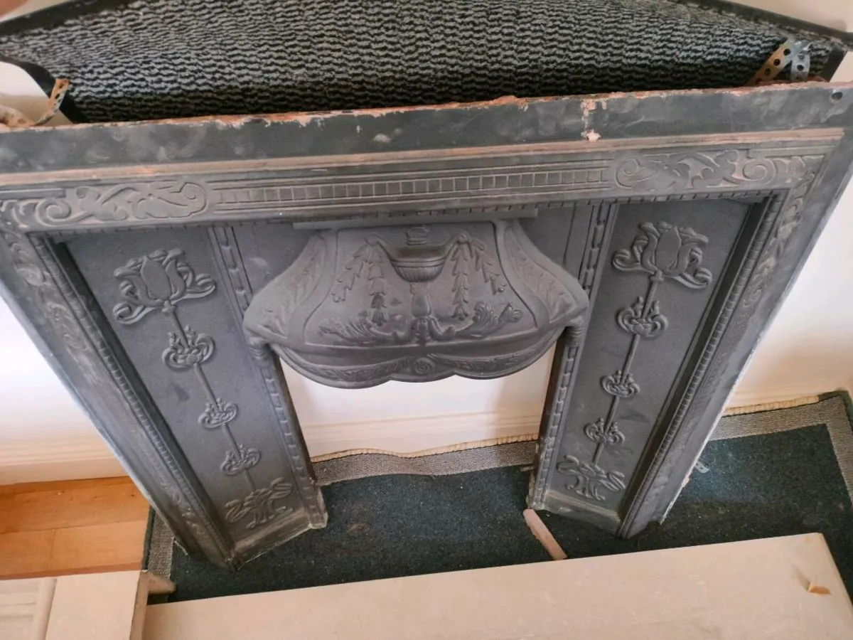 Marble Fire surround with Cast Iron insert - Image 2