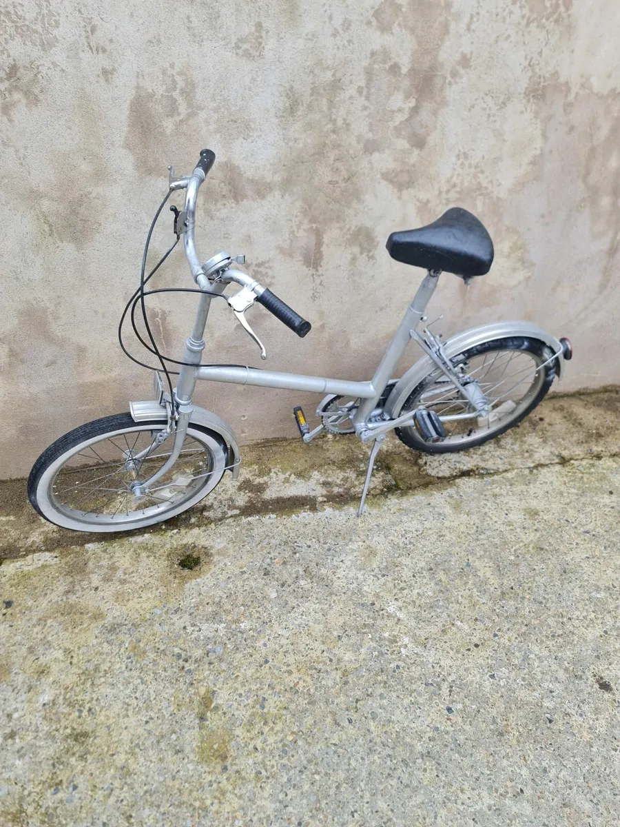 Vintage Girls / Ladies Bike - Image 3
