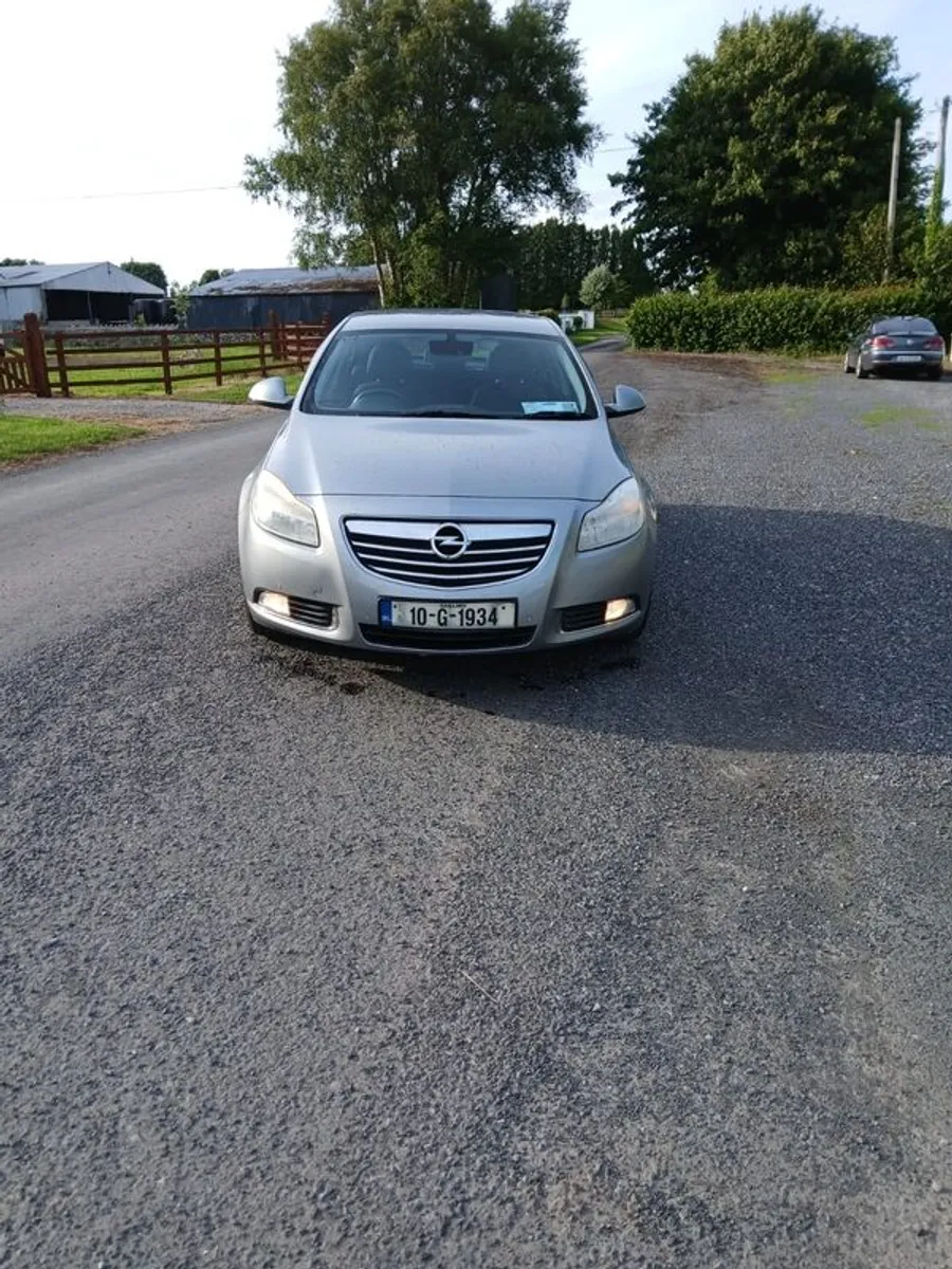 2010 Opel Insignia Diesel Automatic - Image 2
