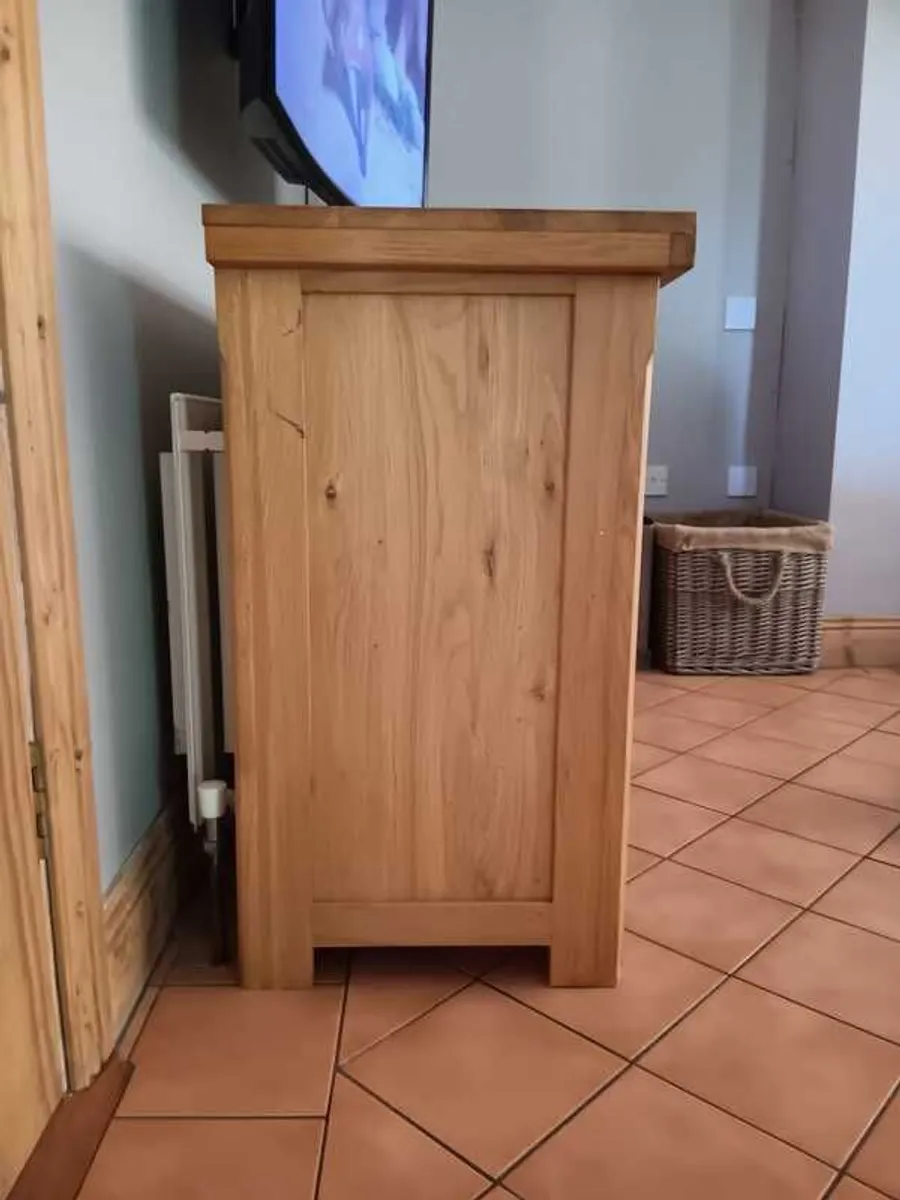 Sideboard - Image 4