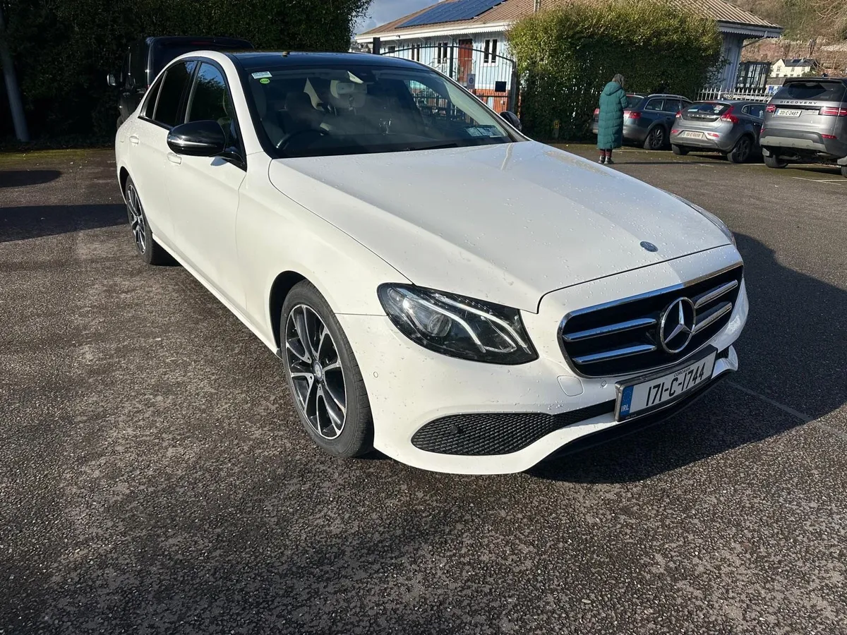 Mercedes-Benz E-Class 2017 - Image 1