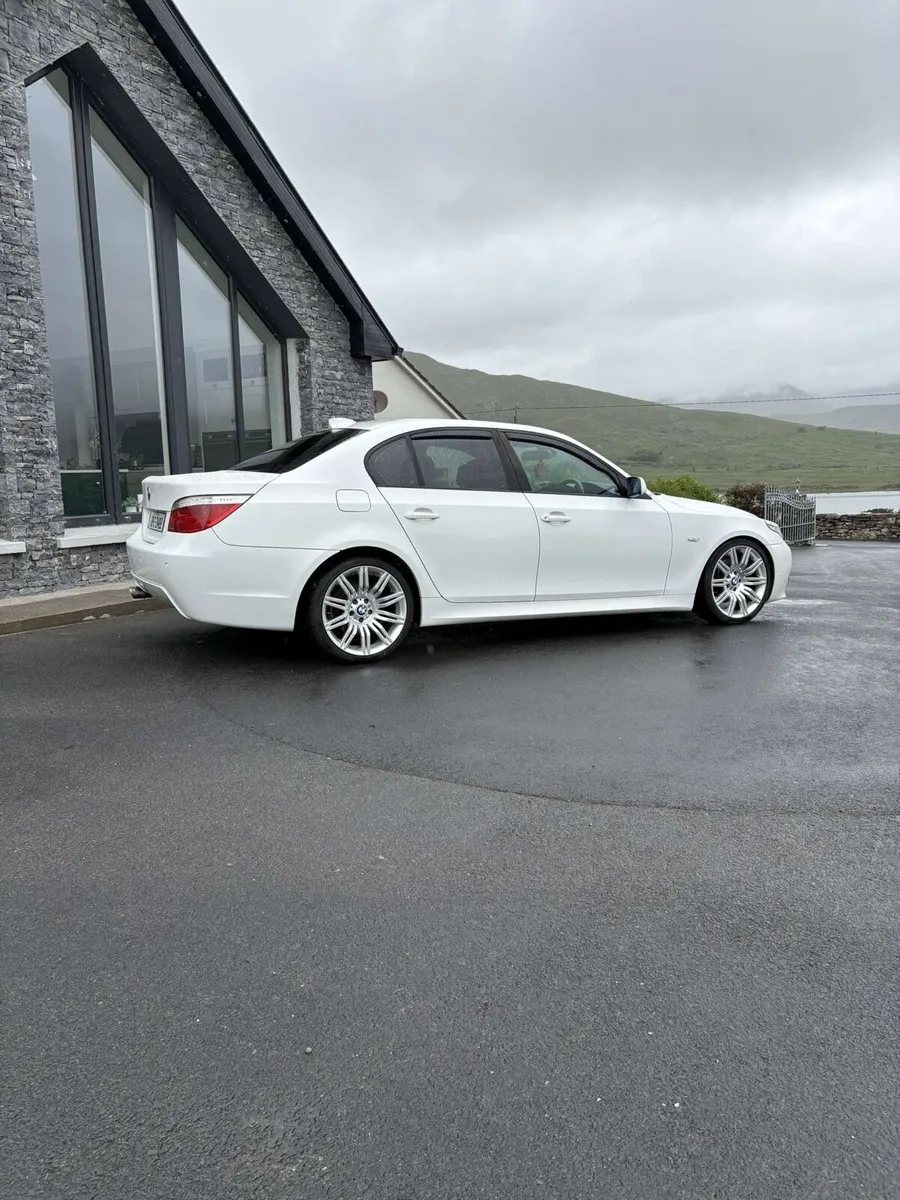 E60 520d Auto - Image 3