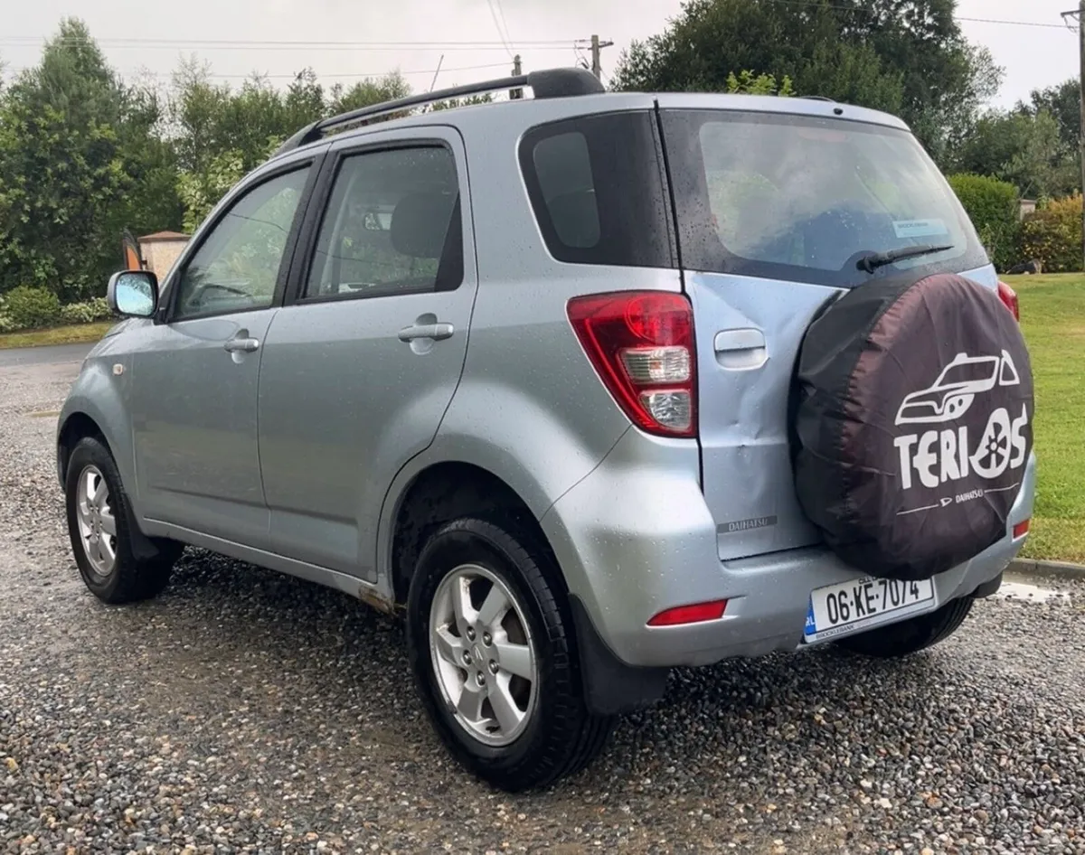 Daihatsu Terios 4x4 - Image 4