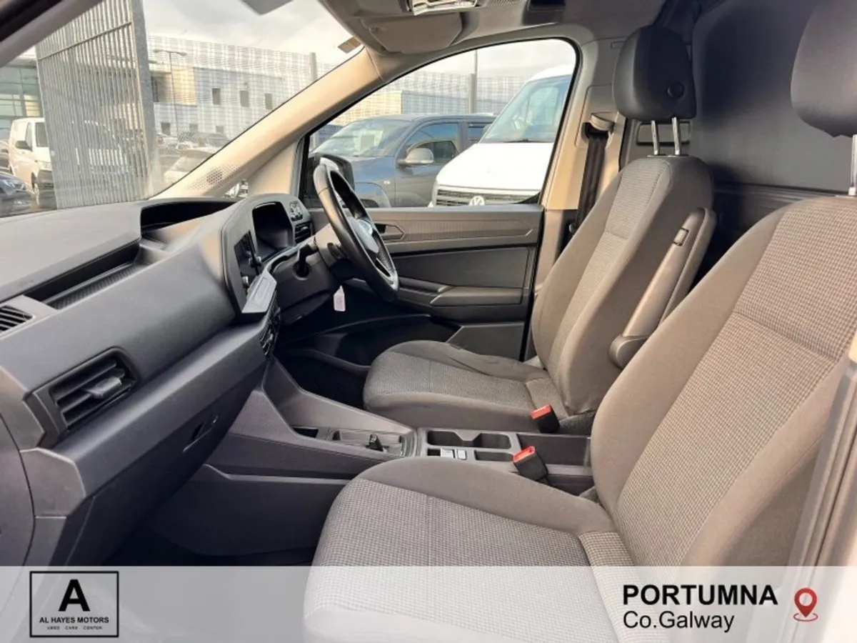 Volkswagen Caddy Automatic Cargo Business 2.0tdi - Image 2