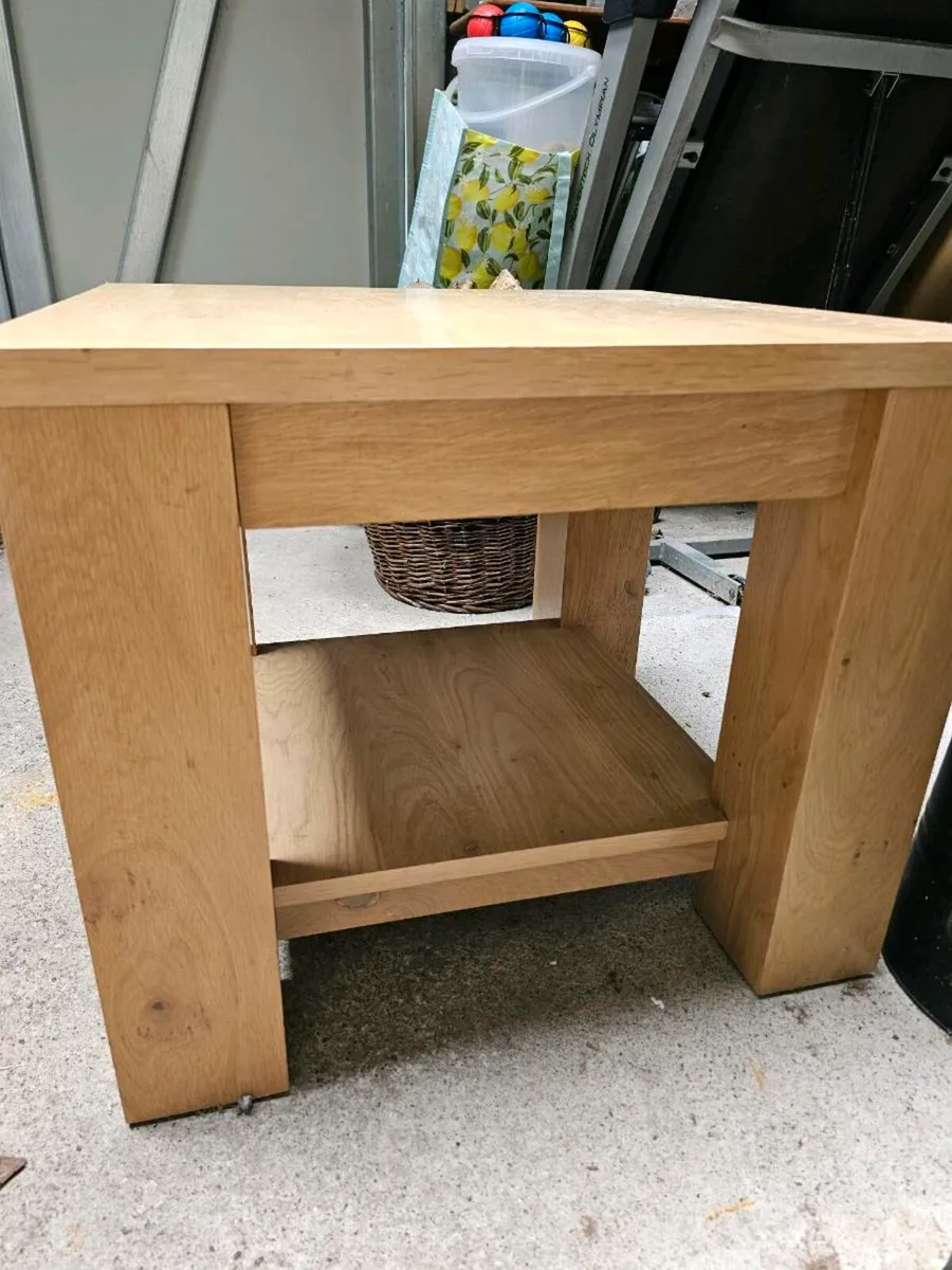 Coffee/Side/lamp table - Image 2