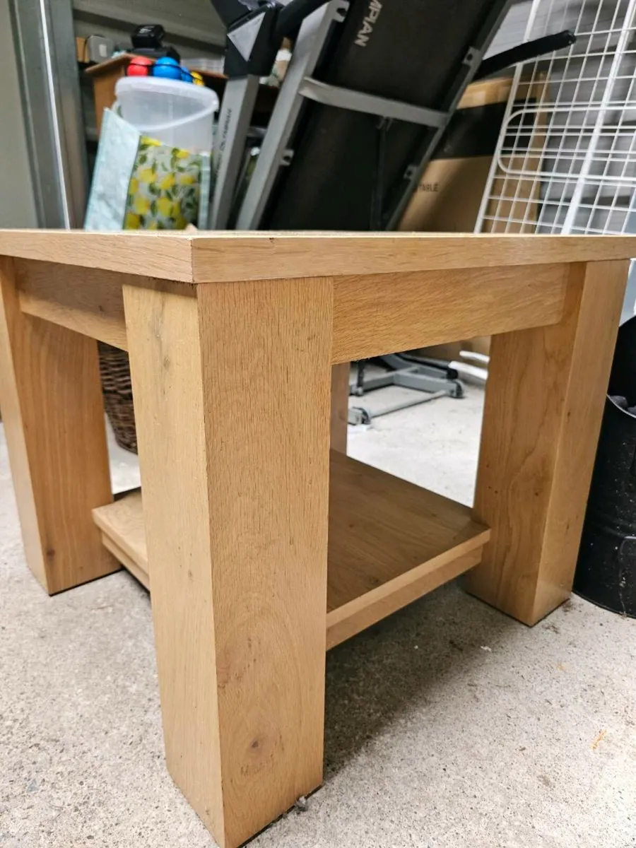 Coffee/Side/lamp table - Image 1