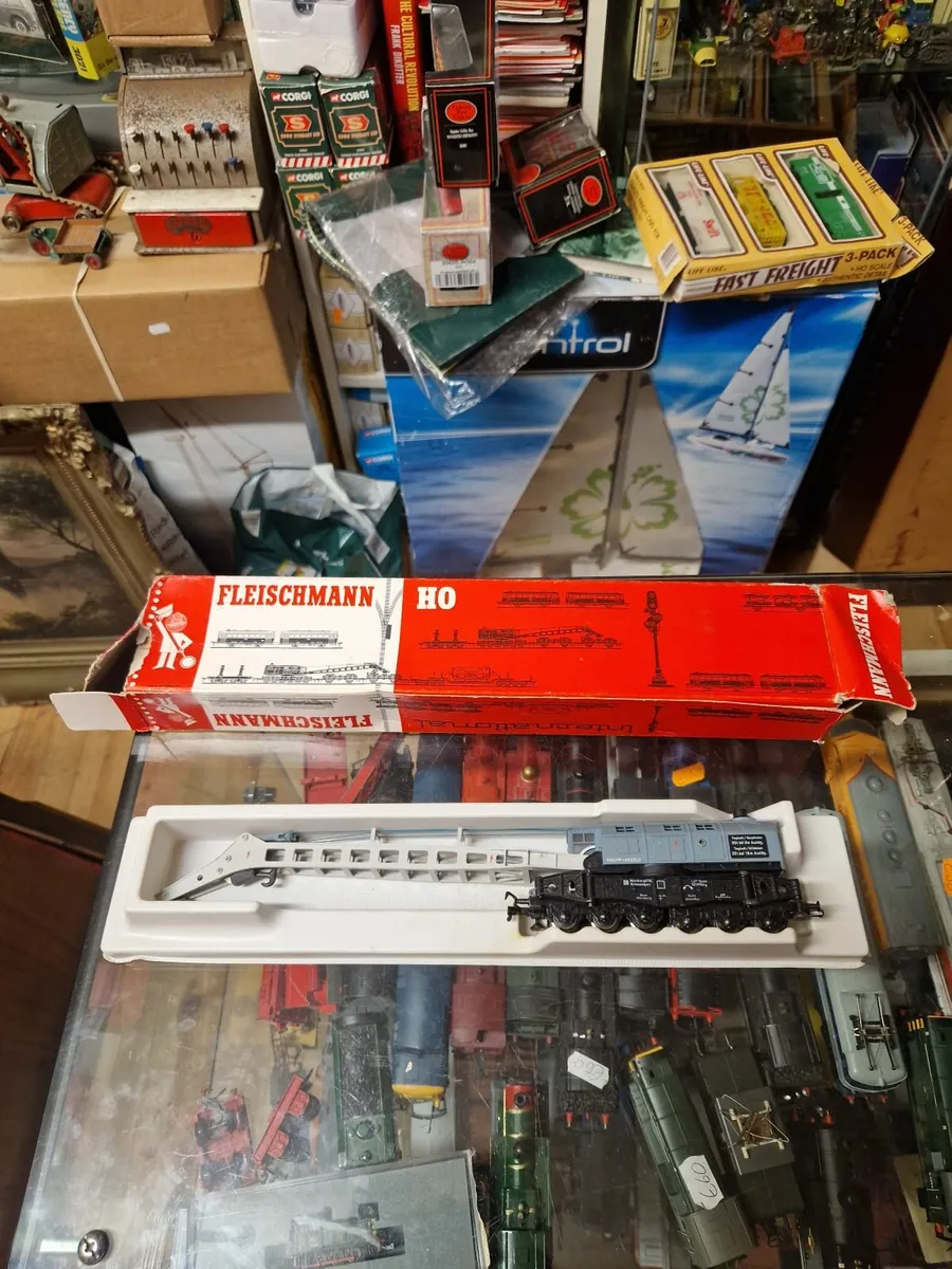 Hornby Fleischmann HO Scale Crane - Image 1