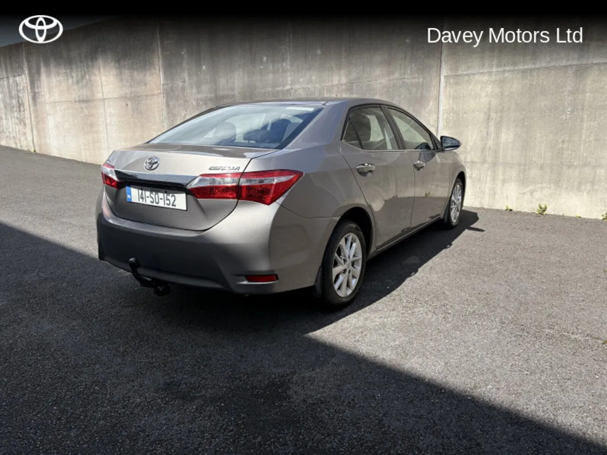 Toyota Corolla COROLLA 1.4D4D LUNA - Image 2
