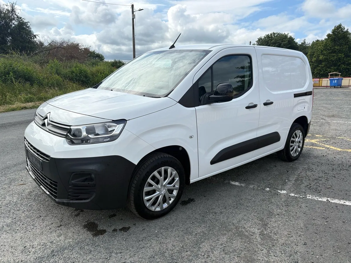 2022 (221) CITROEN BERLINGO ENTERPRISE 100BHP - Image 1