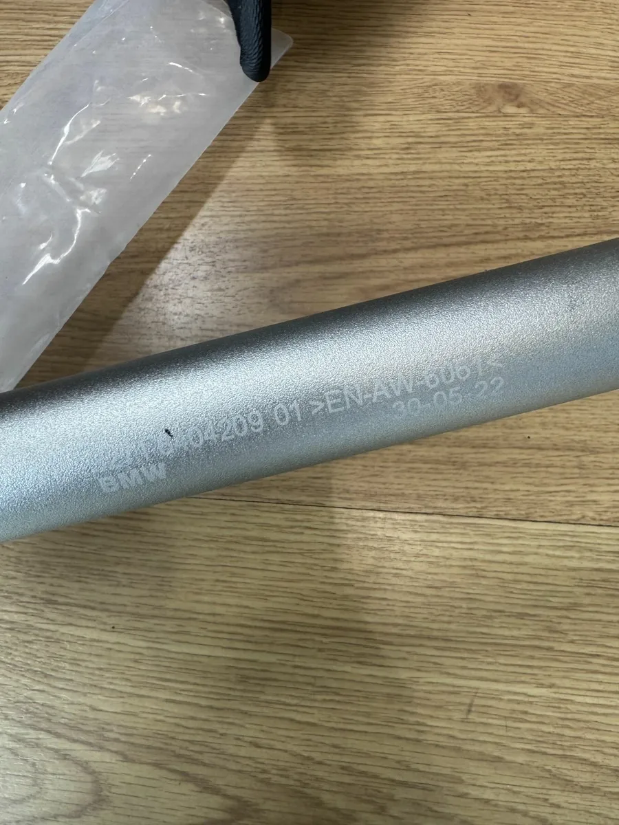 BMW High Handlebar - F900R (K83) BMW BRAND NEW - Image 3
