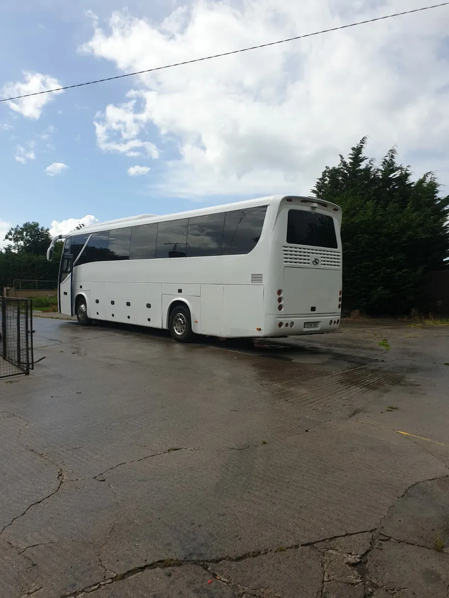 Kinglong. 53 seats - Image 2