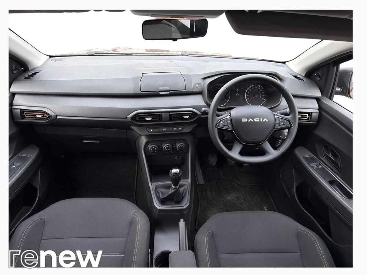 Dacia Sandero Stepway TCe 90 Stepway Essential - Image 2