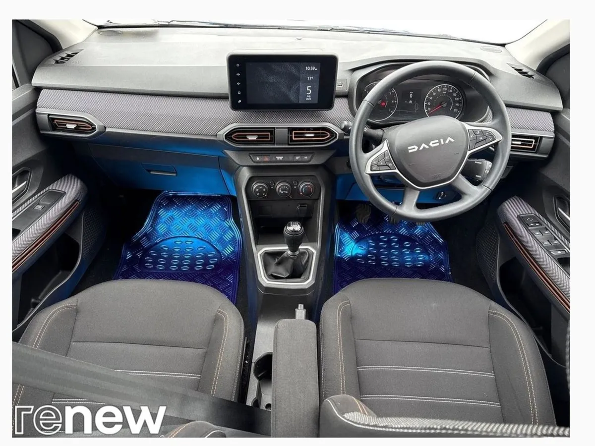 Dacia Sandero Stepway TCe 90 Stepway Comfort - Image 2