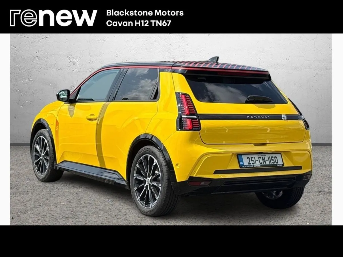 Renault 5 Ev40 150hp Iconic - Image 3